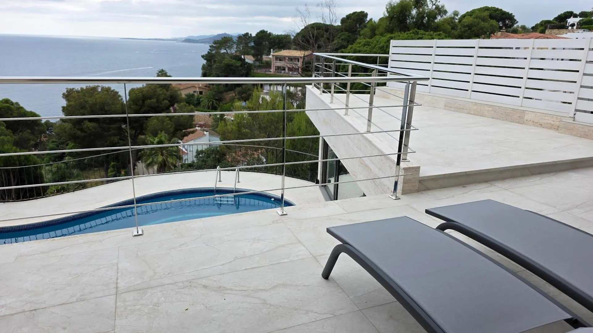 Beachfront Villa - Comfort And Breathtaking Views Lloret de Mar Spanyolország
