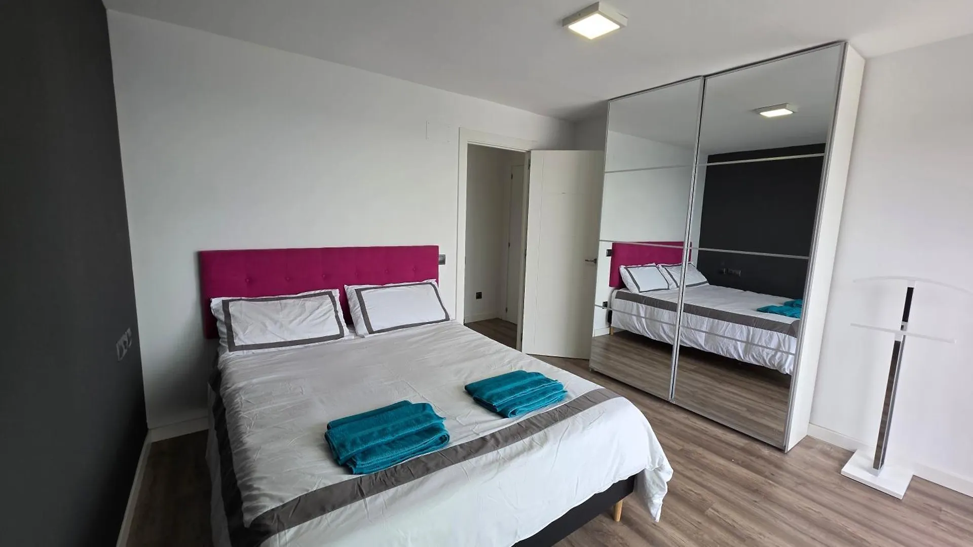 Beachfront Villa - Comfort And Breathtaking Views Lloret de Mar 0*,